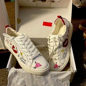 New with box extra soles n cleaner never worn size 9 Zaunna by Aldo